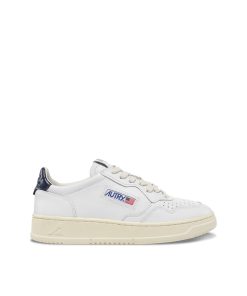 AUTRY – Basket Medalist Low cuir blanc / marine